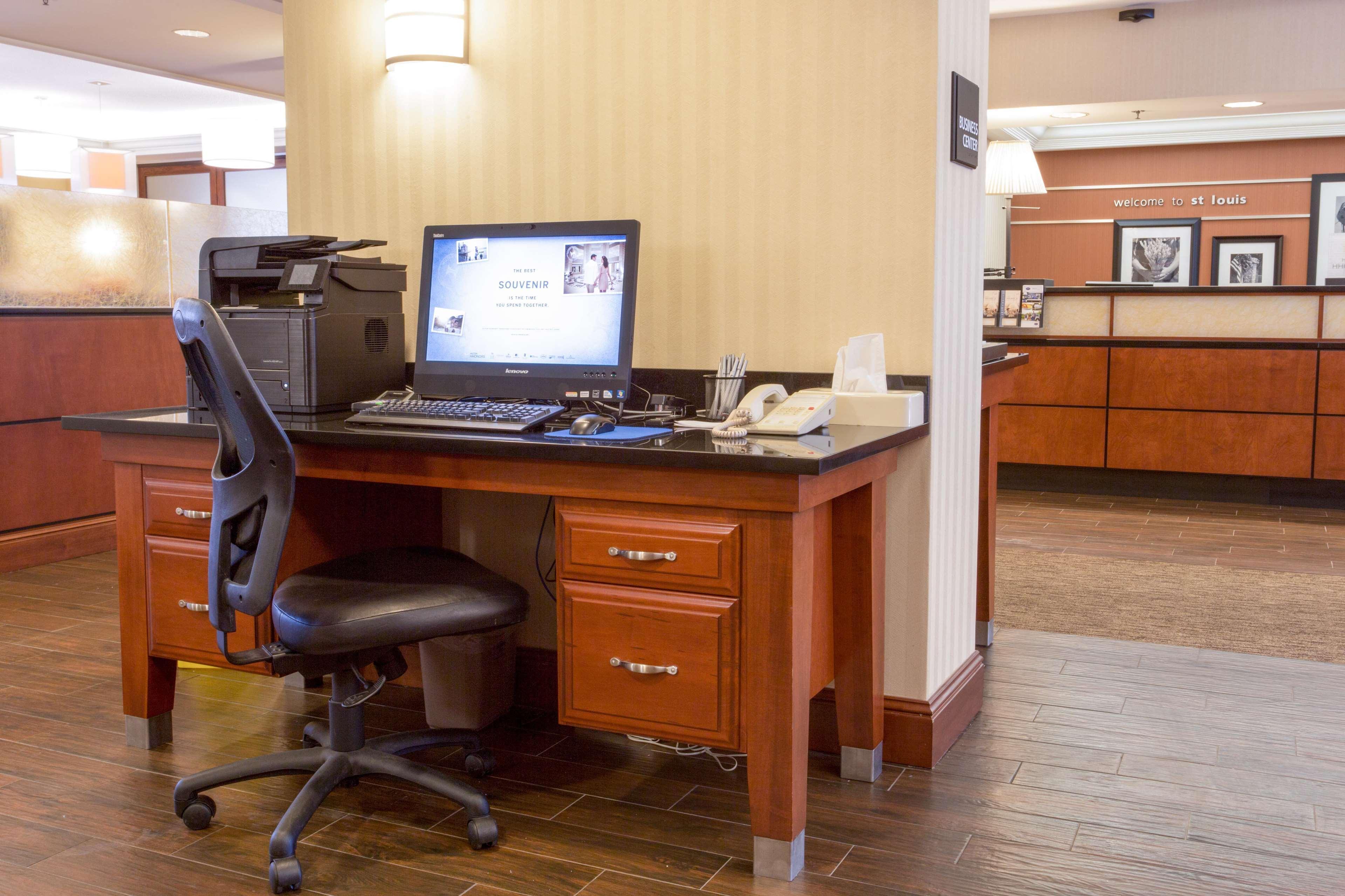 Hampton Inn St. Louis Southwest Фентон Экстерьер фото
